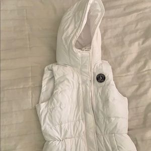 Abercrombie and Fitch | NWOT White Vest